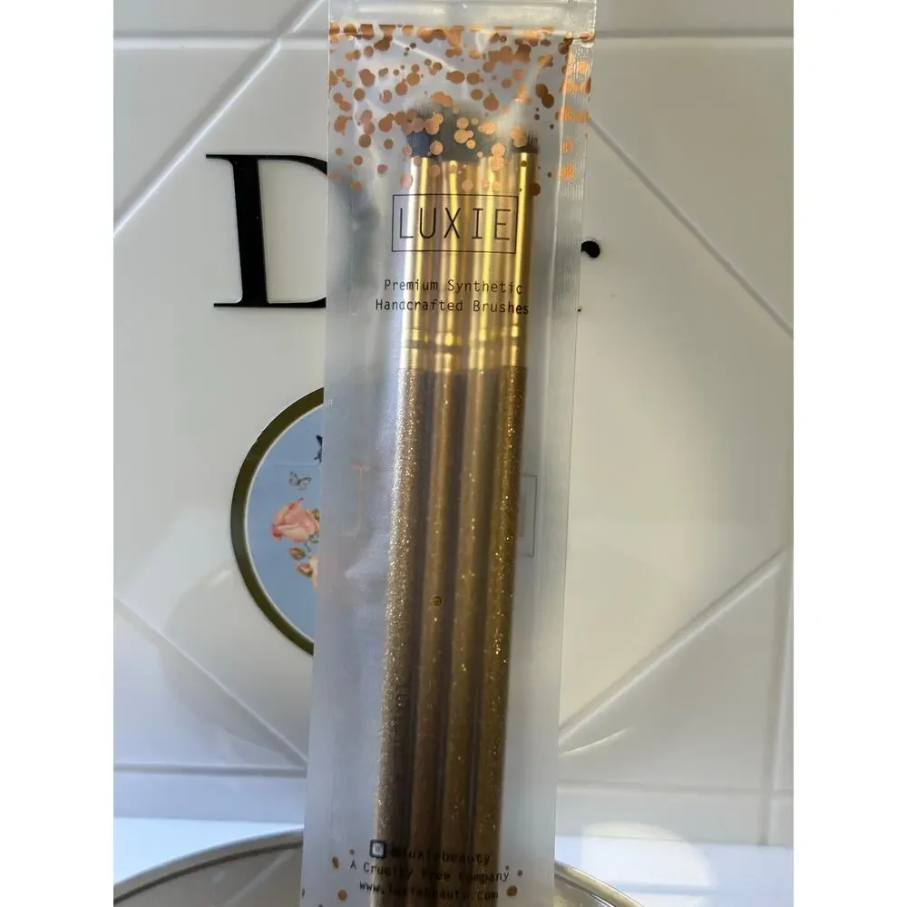 Luxie Premium Handcrafted Brushes - 4 Pieces - Glitter & Gold Collection - NEW